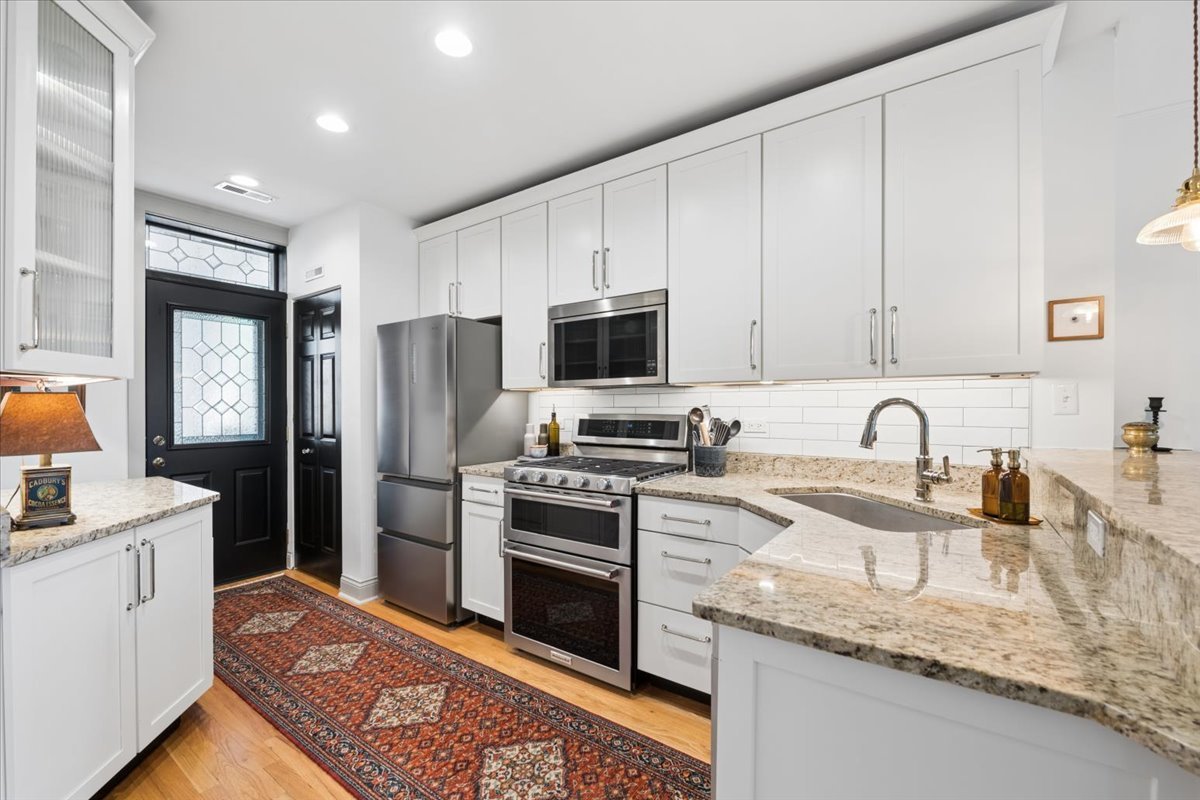 1118 Washington Boulevard Unit: 3A