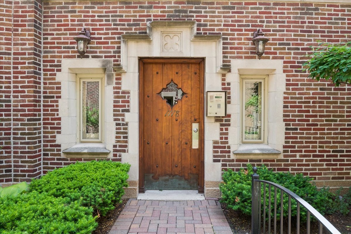 1118 Washington Boulevard Unit: 3A