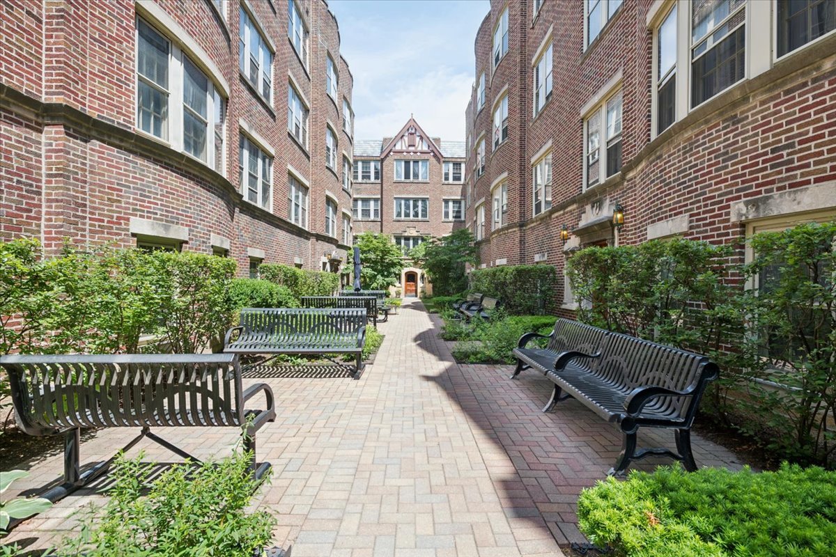 1118 Washington Boulevard Unit: 3A