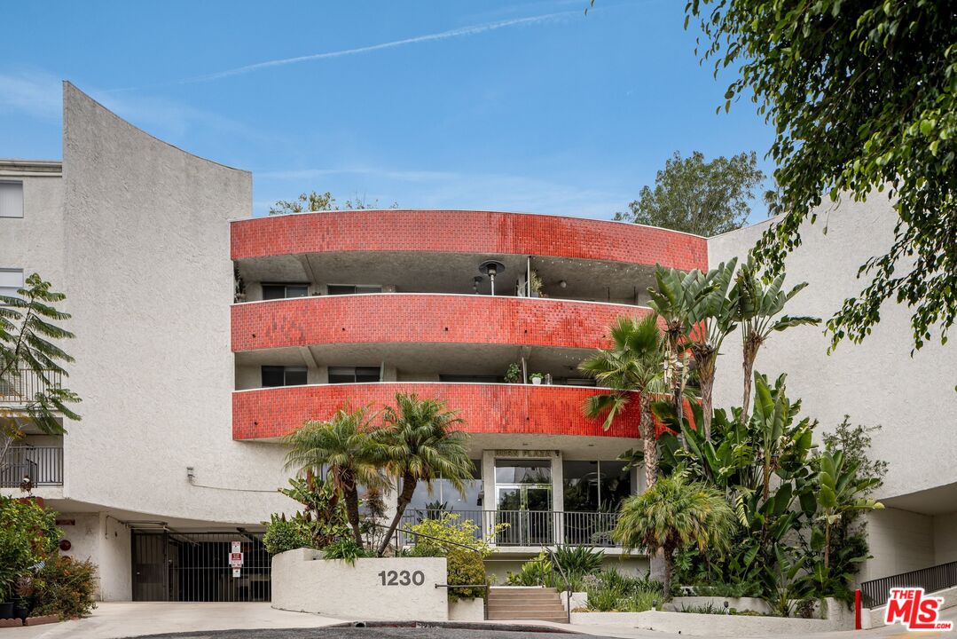 1230 Horn Ave Unit: 728