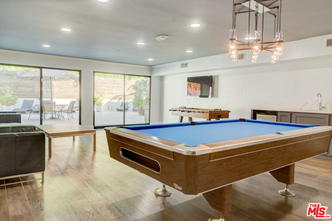 1230 Horn Ave Unit: 728