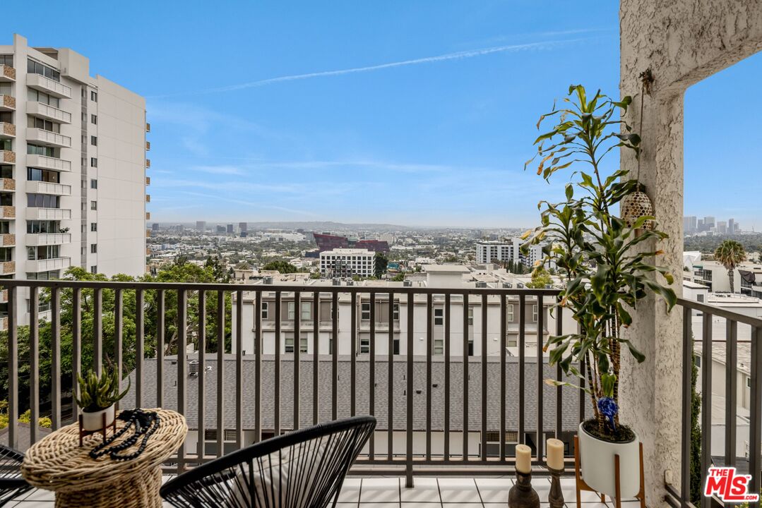 1230 Horn Ave Unit: 728