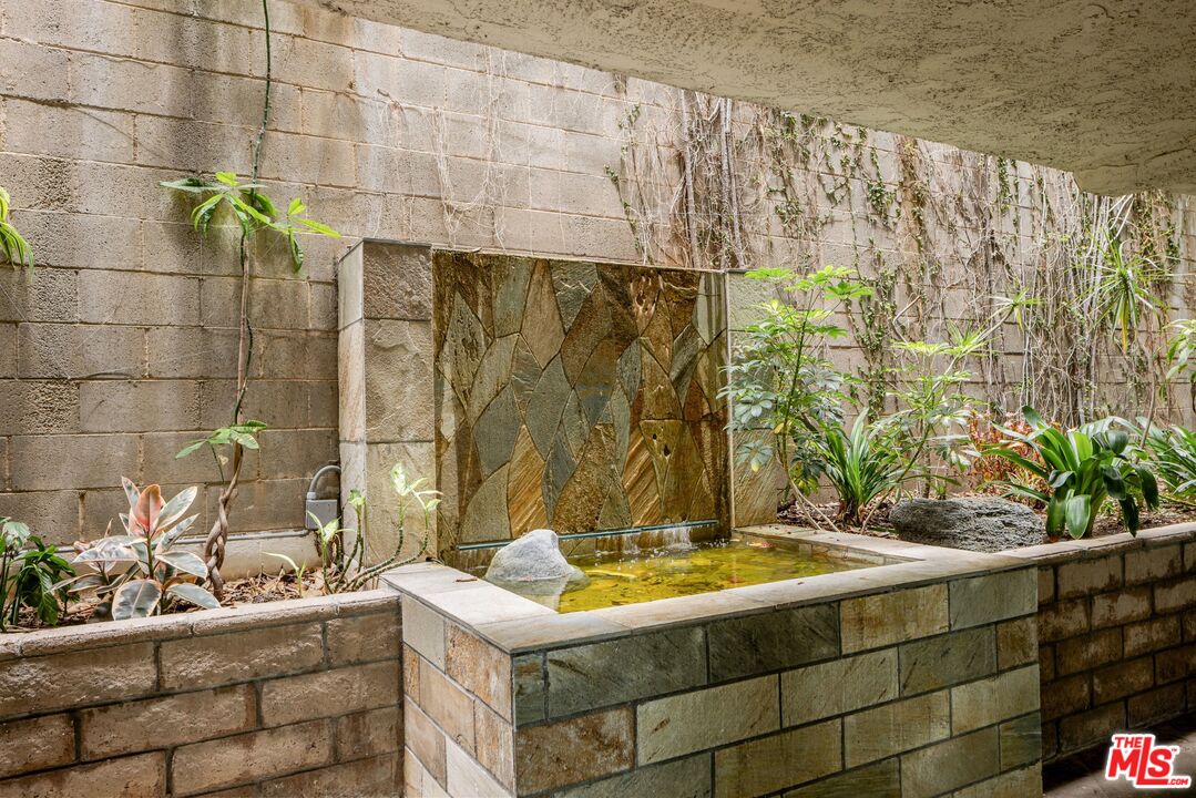 1230 Horn Ave Unit: 728