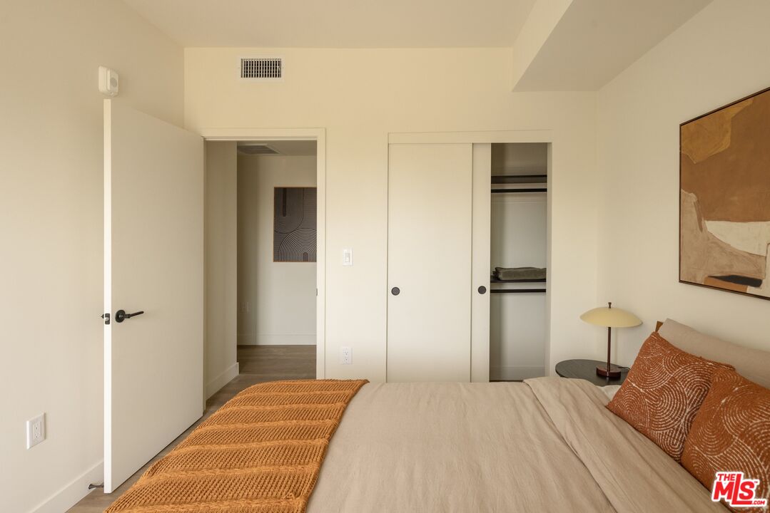 1110 S Spaulding Ave Unit: 204