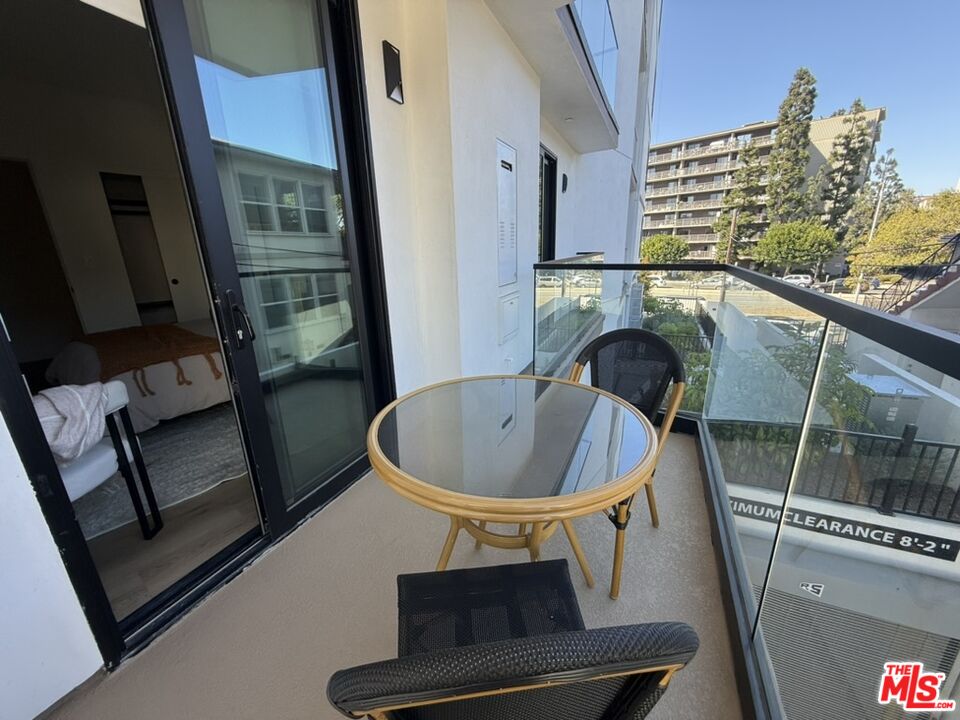 1110 S Spaulding Ave Unit: 204