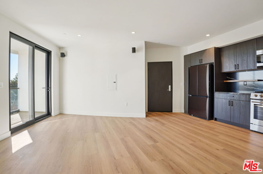1110 S Spaulding Ave Unit: 103
