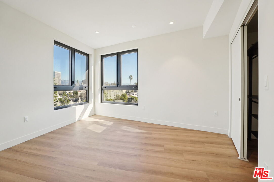 1110 S Spaulding Ave Unit: 103