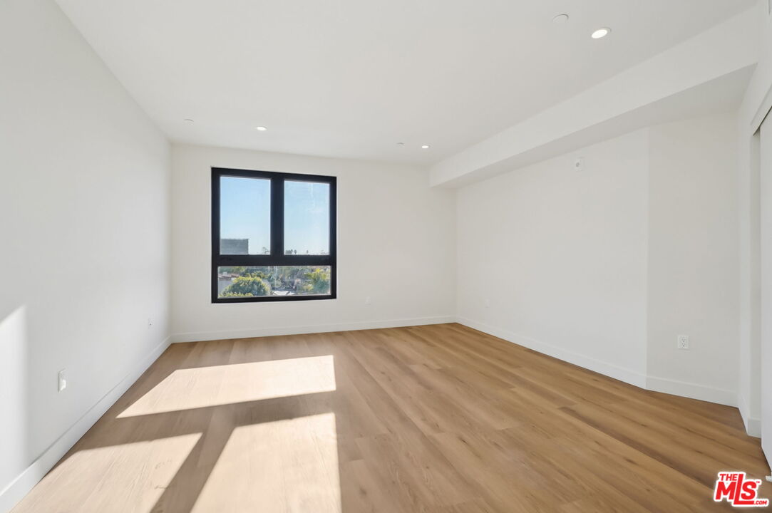 1110 S Spaulding Ave Unit: PH5