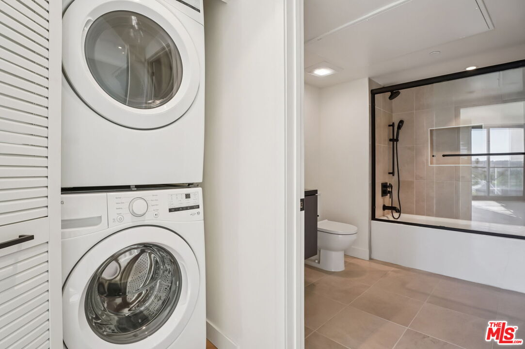 1110 S Spaulding Ave Unit: PH5