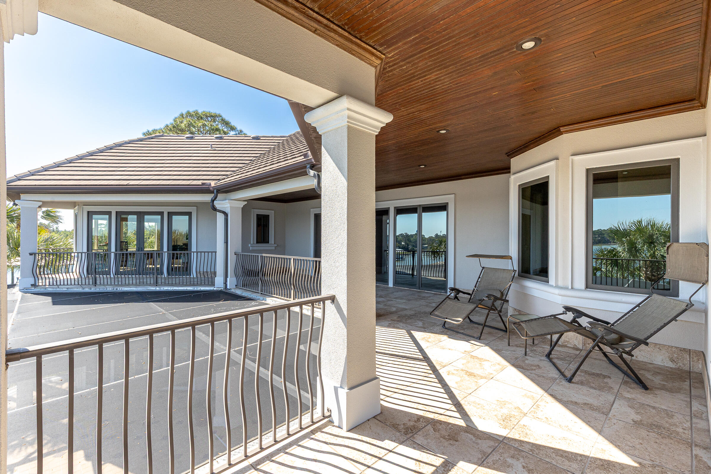 1806 Driftwood Point Road