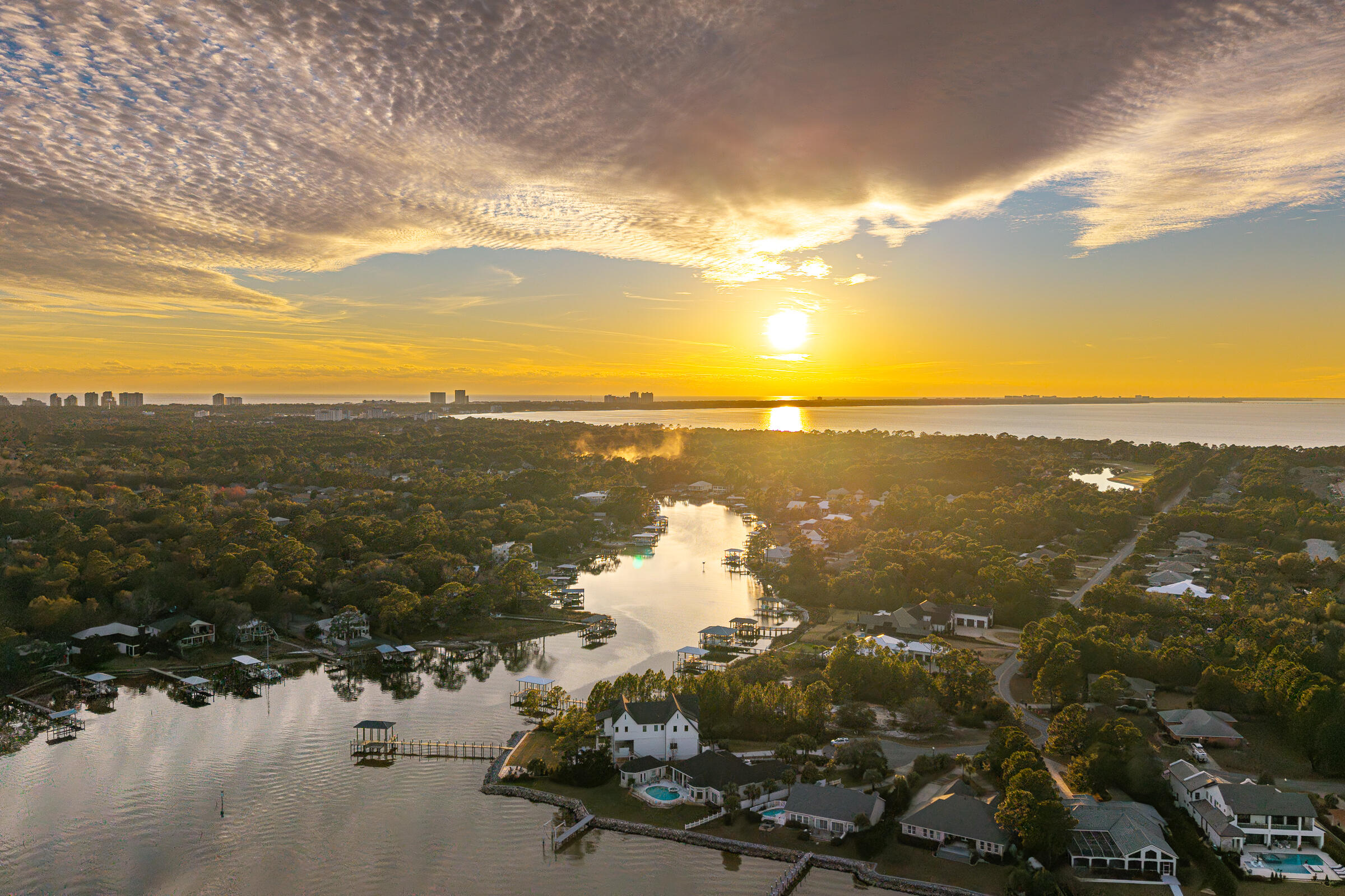 1806 Driftwood Point Road