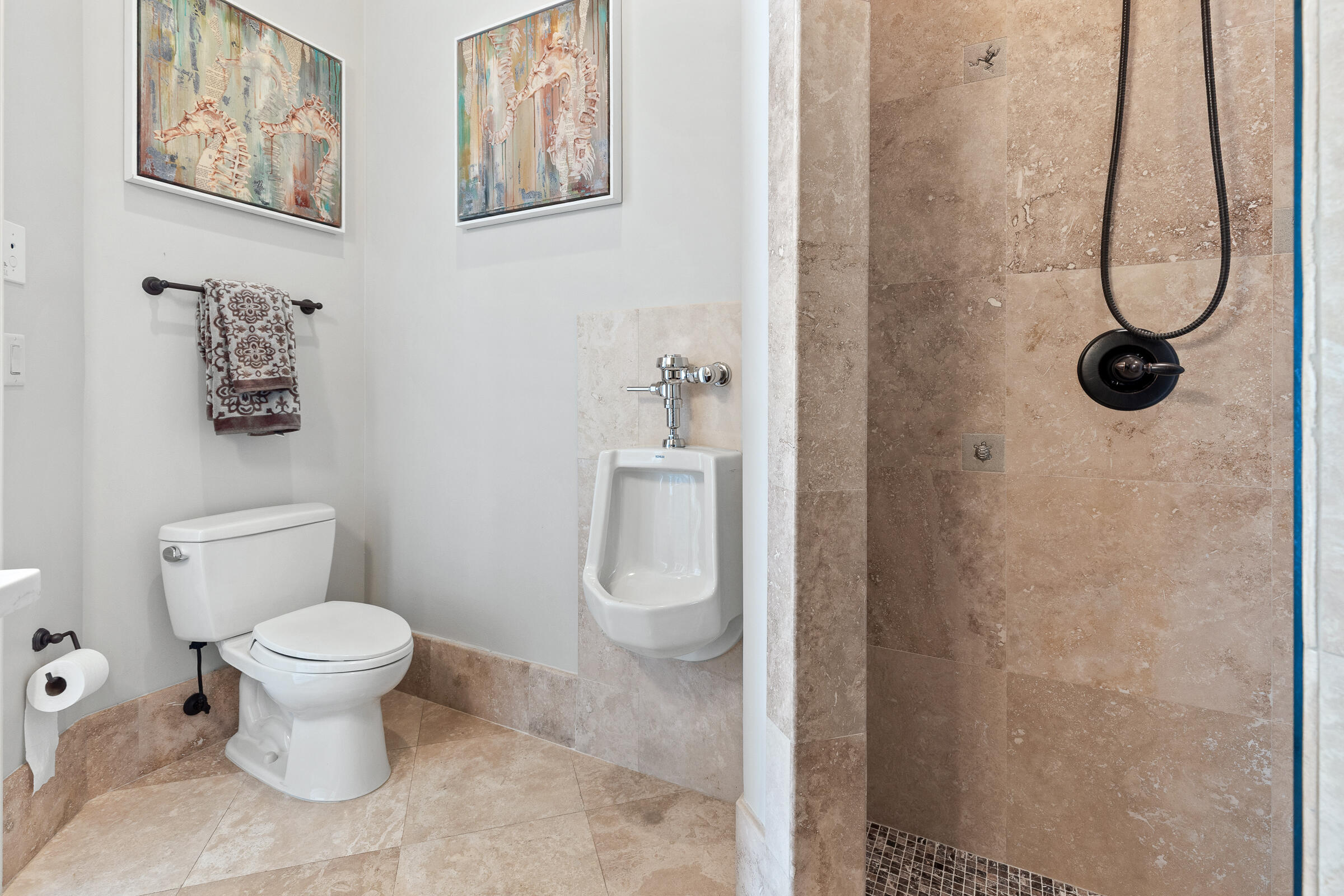 1806 Driftwood Point Road