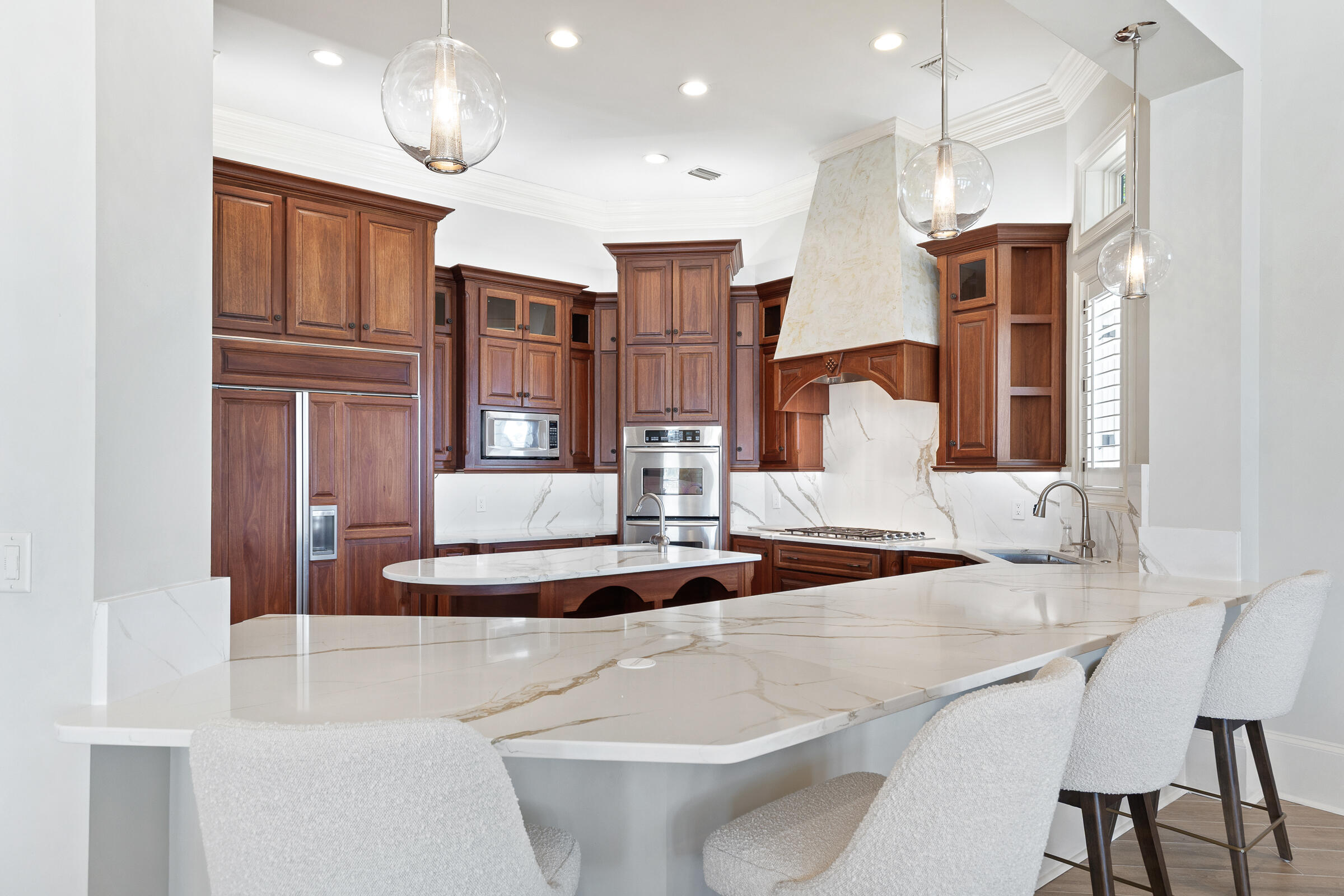 1806 Driftwood Point Road