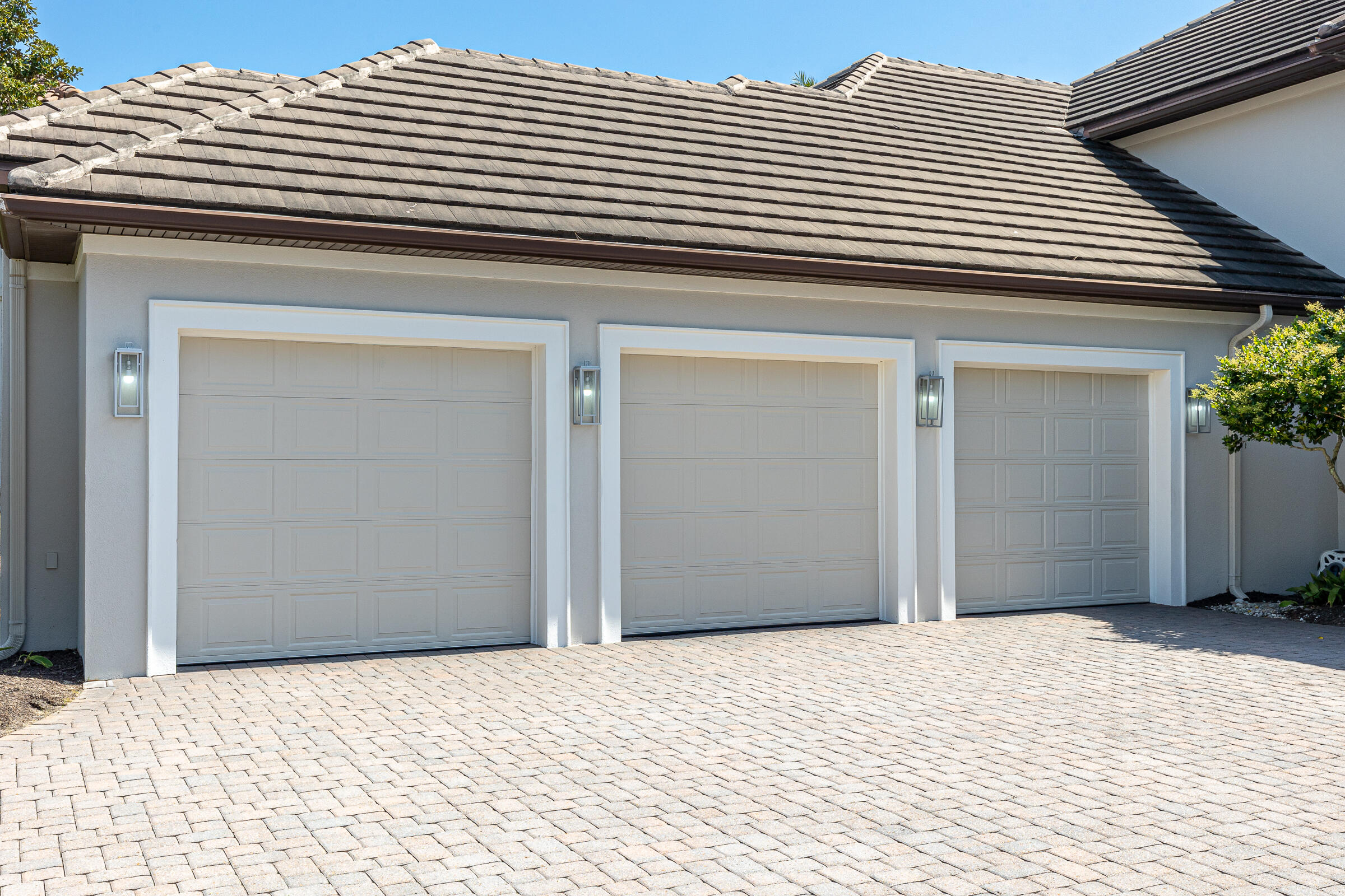 1806 Driftwood Point Road