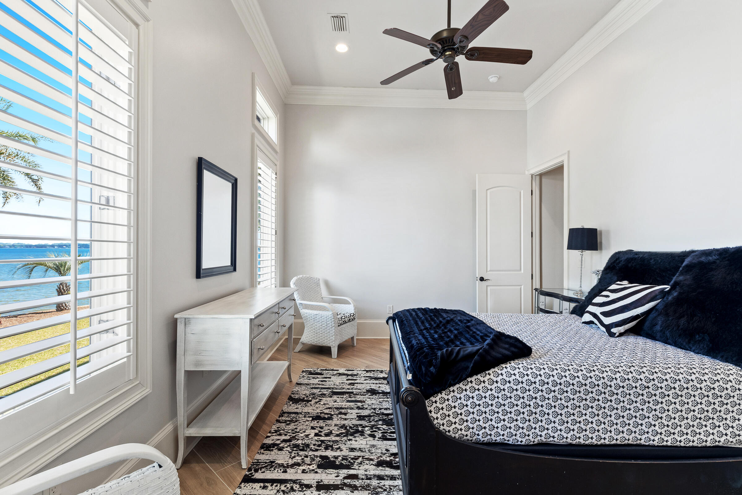 1806 Driftwood Point Road