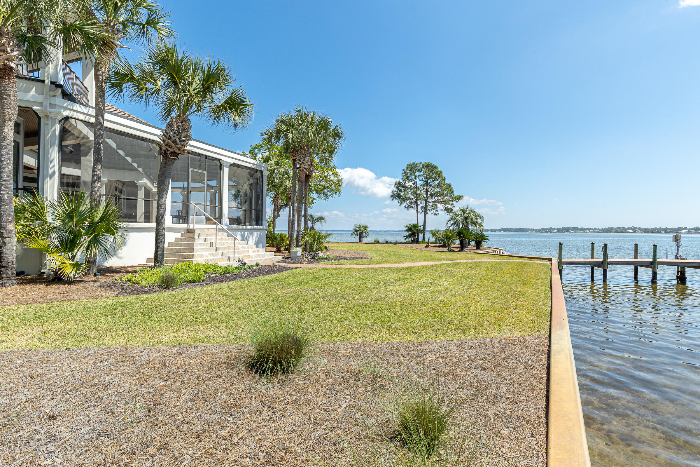 1806 Driftwood Point Road