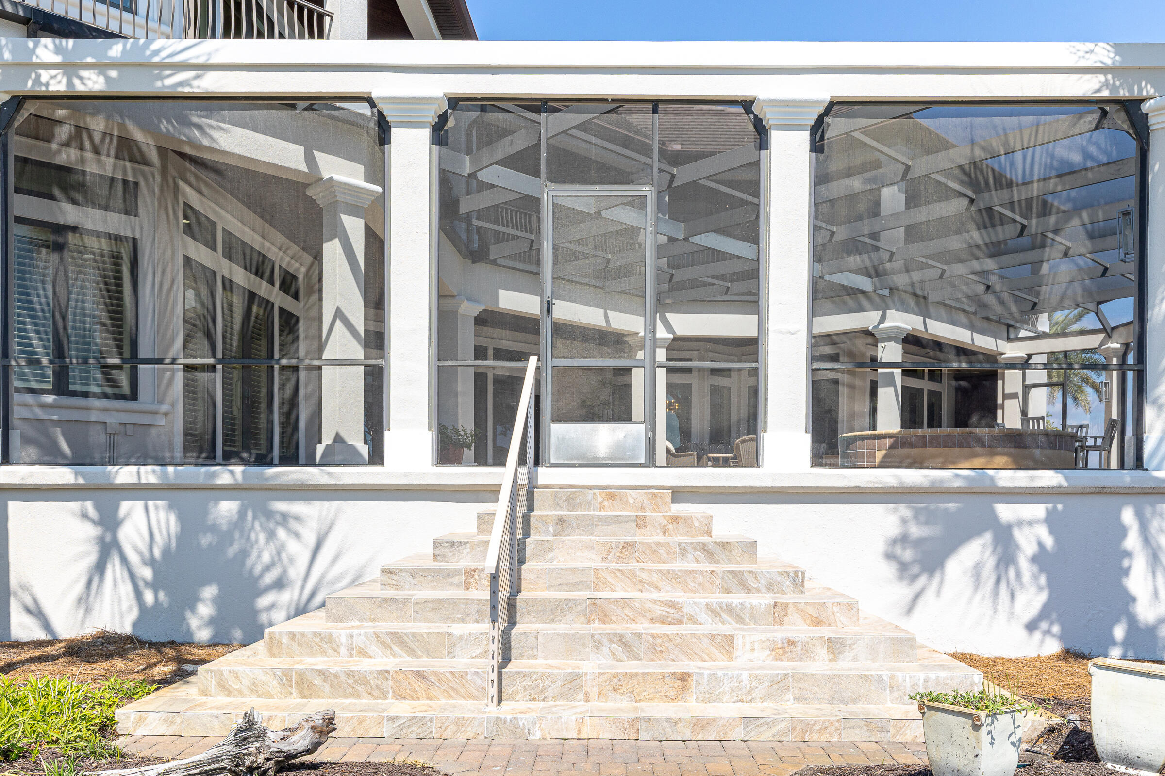 1806 Driftwood Point Road