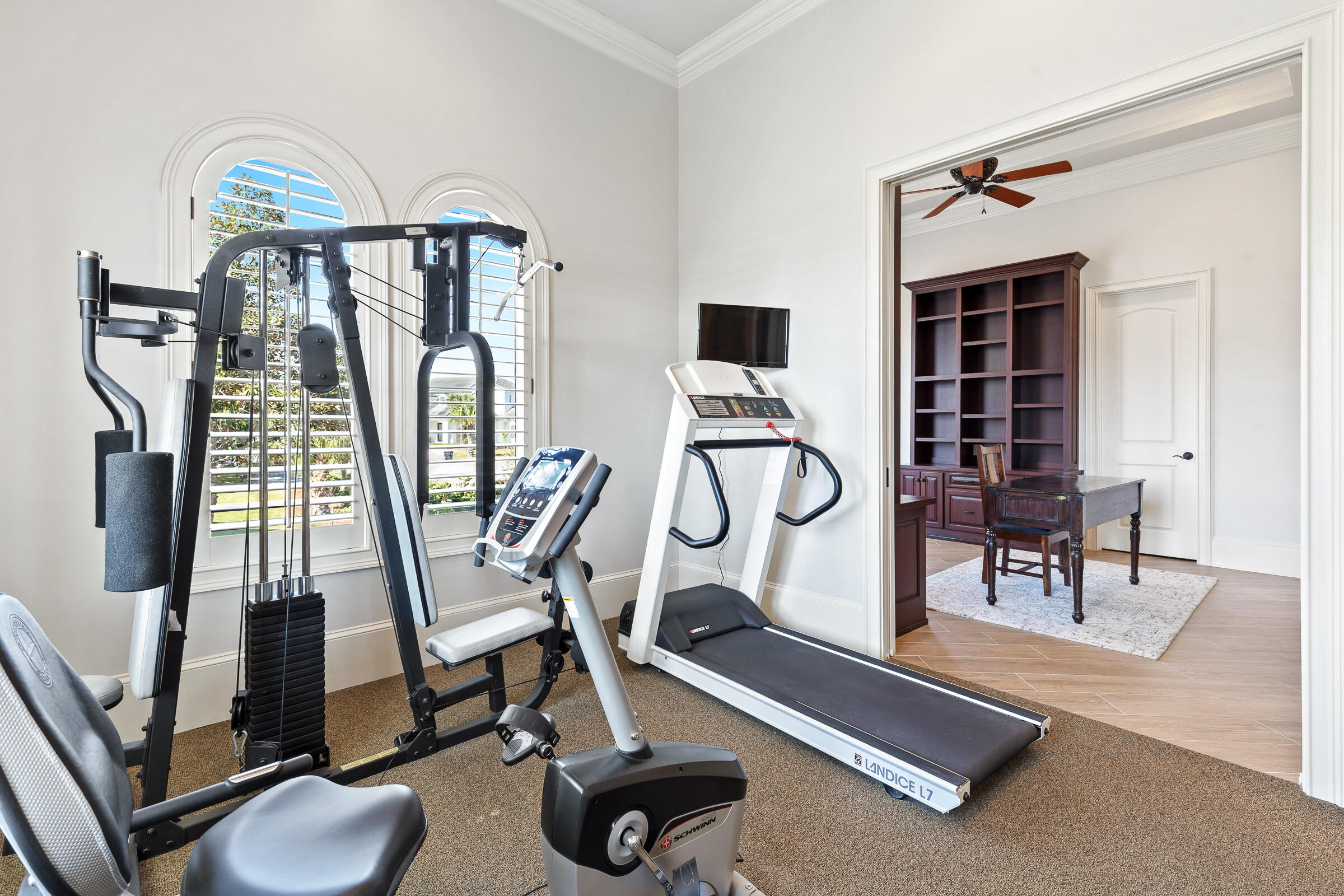 1806 Driftwood Point Road