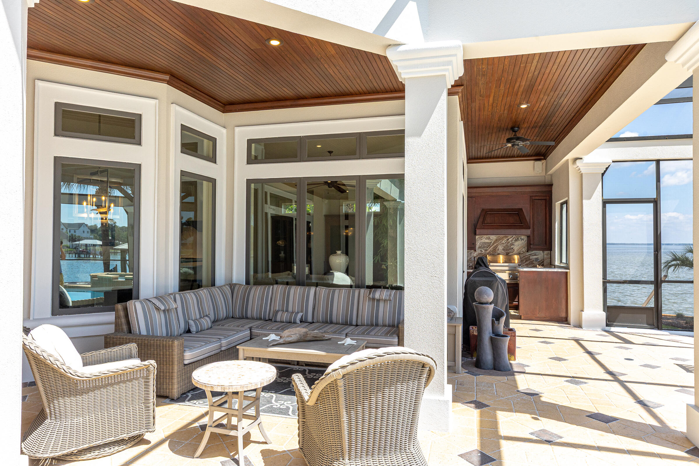 1806 Driftwood Point Road