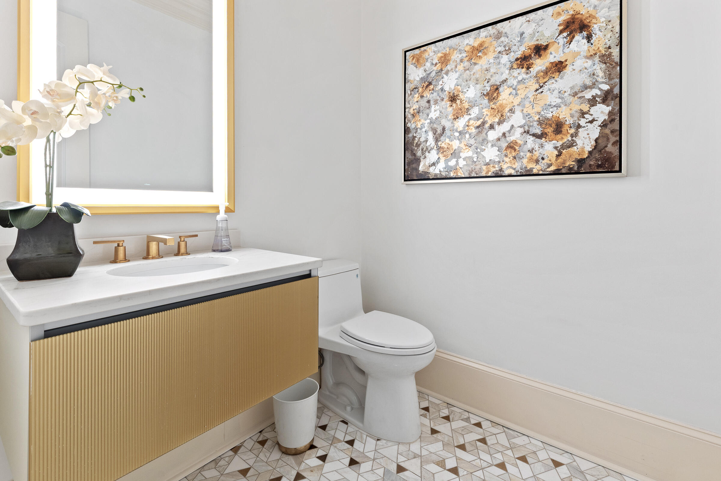 1806 Driftwood Point Road