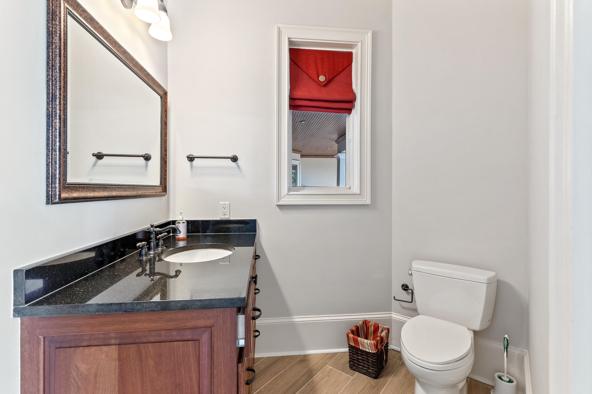 1806 Driftwood Point Road