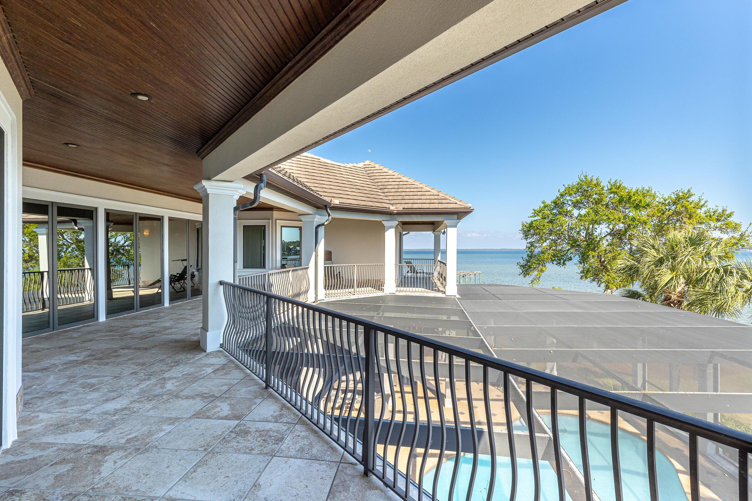 1806 Driftwood Point Road