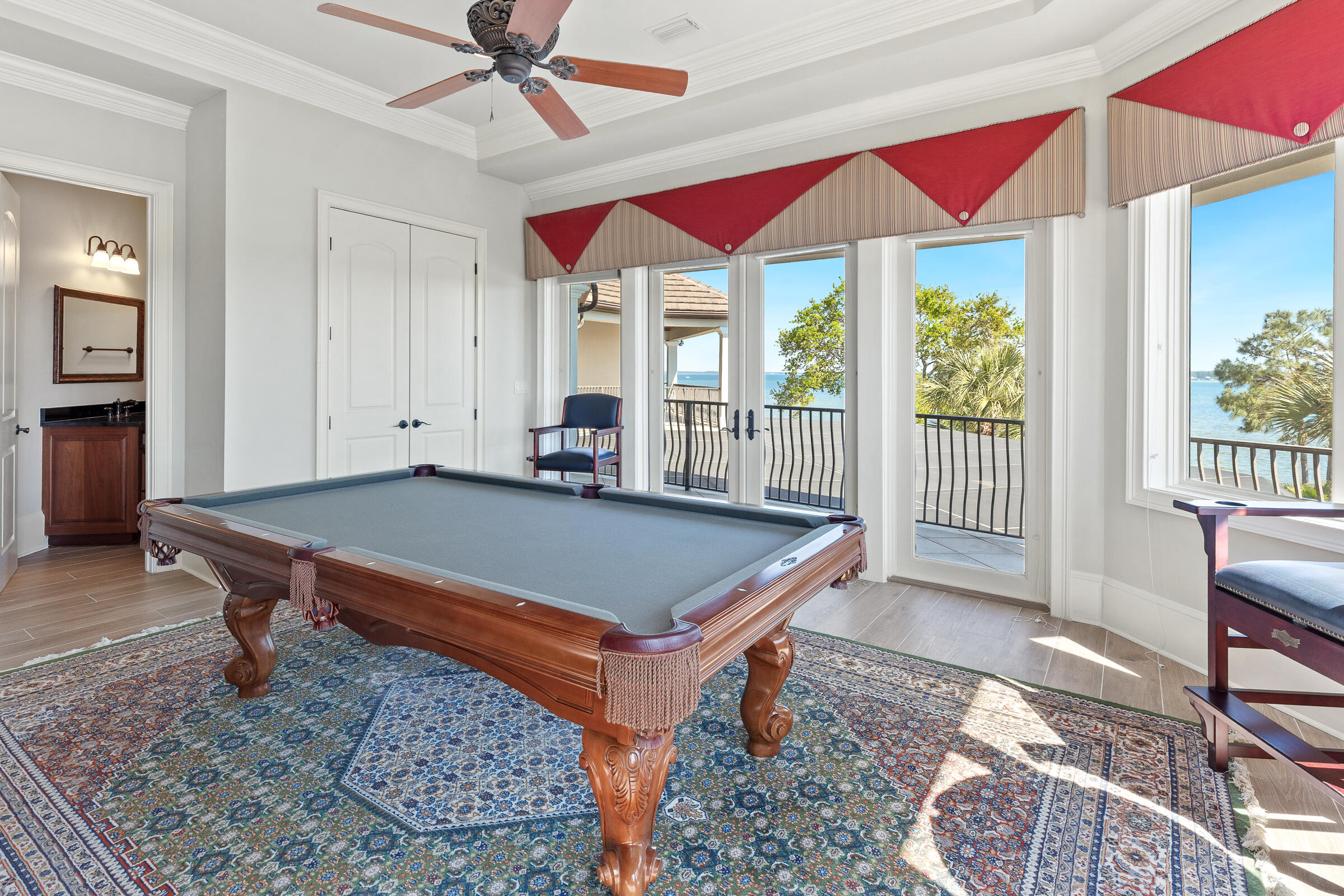 1806 Driftwood Point Road