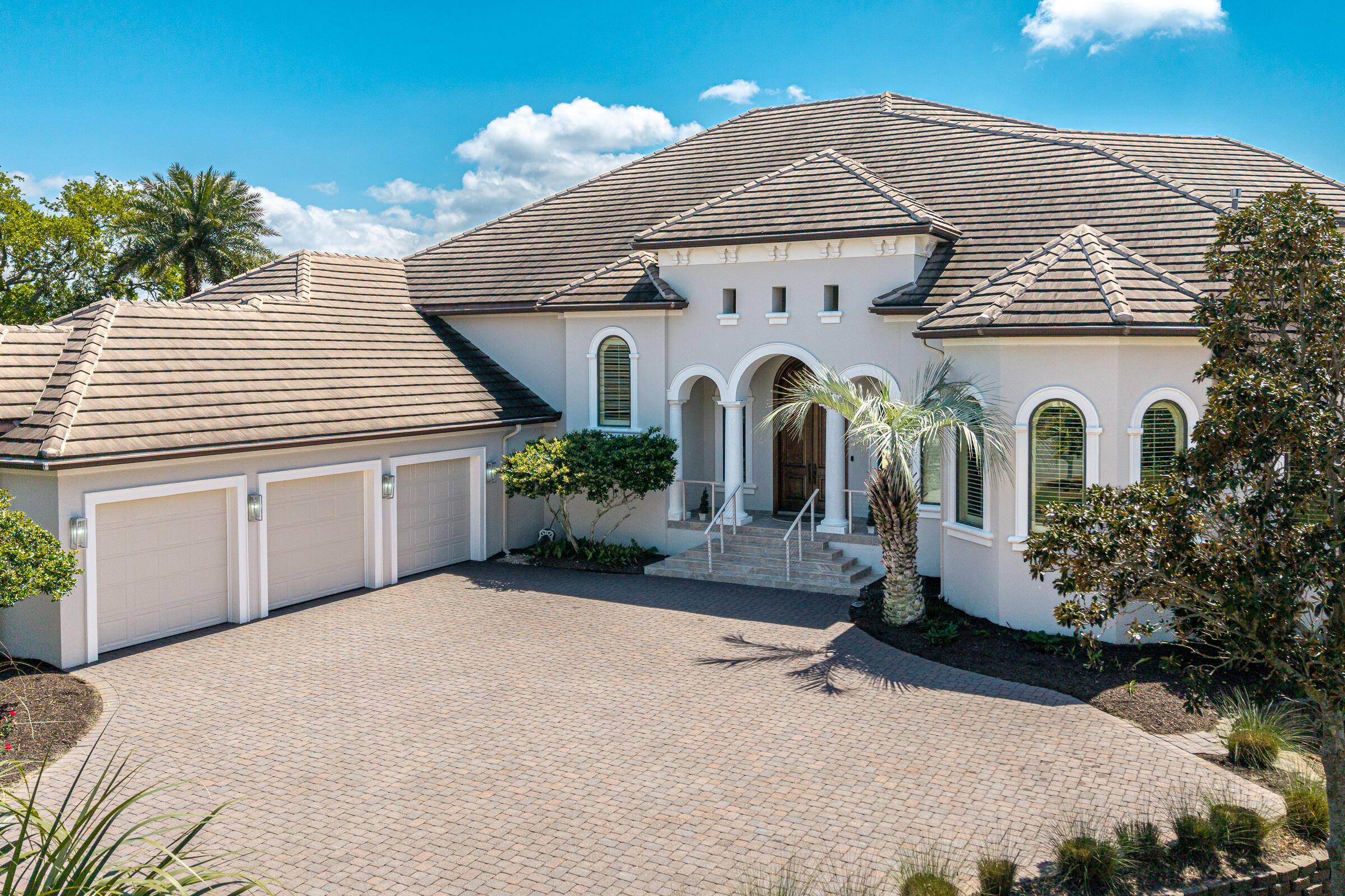 1806 Driftwood Point Road