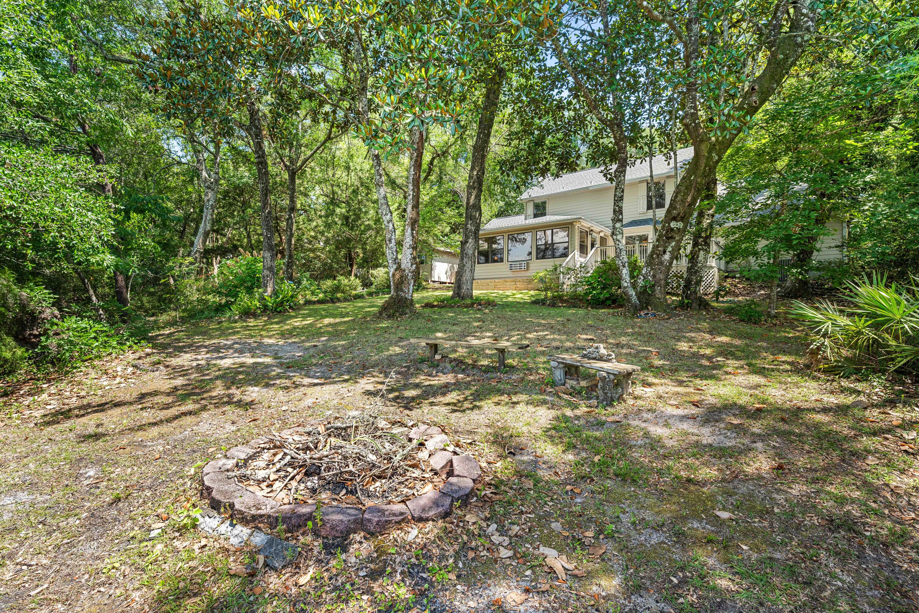 31 E Kathy Lane