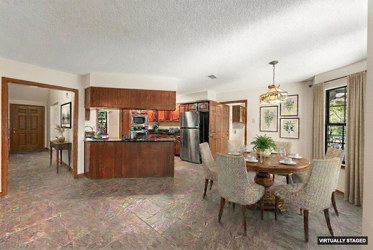 31 E Kathy Lane