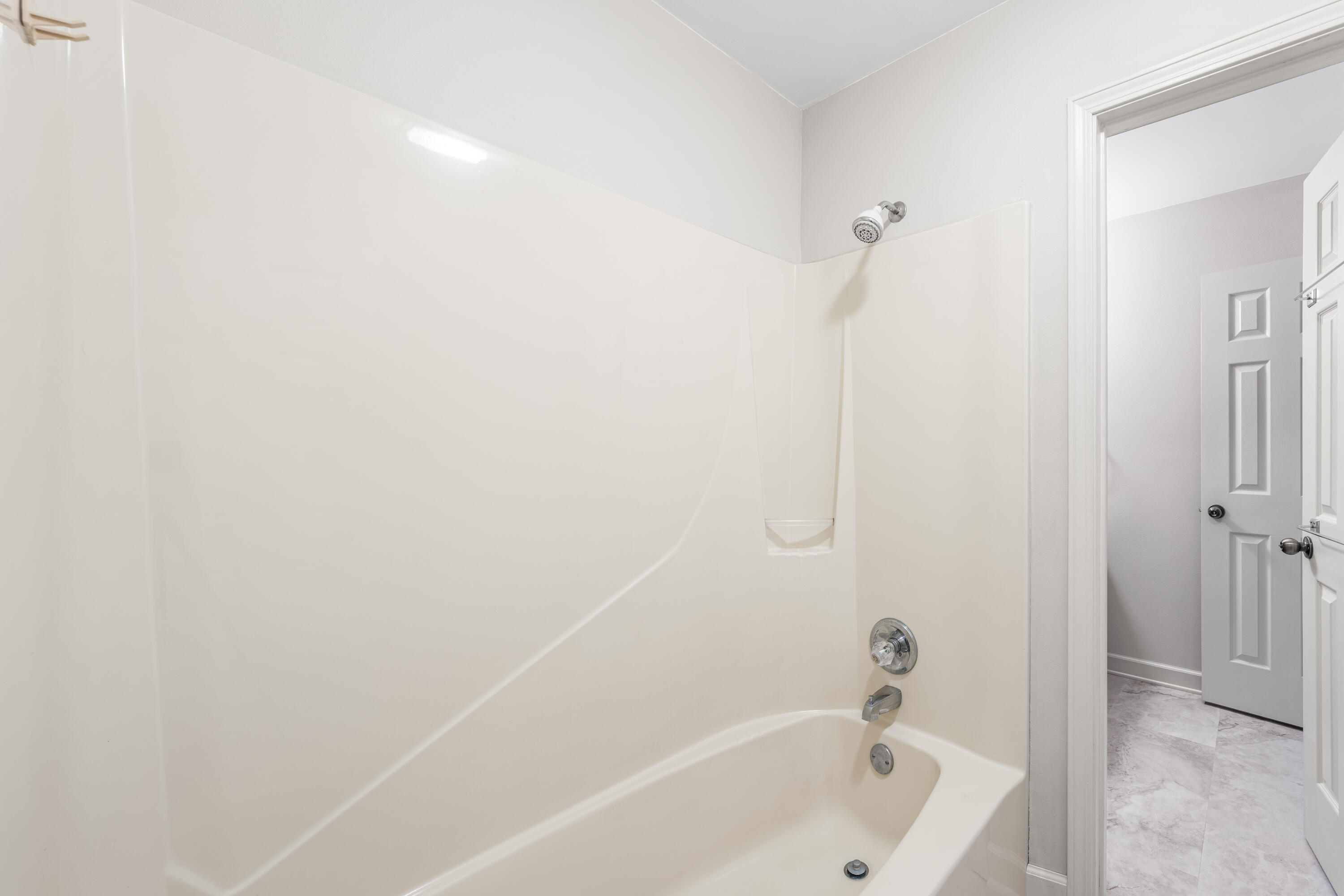 31 E Kathy Lane