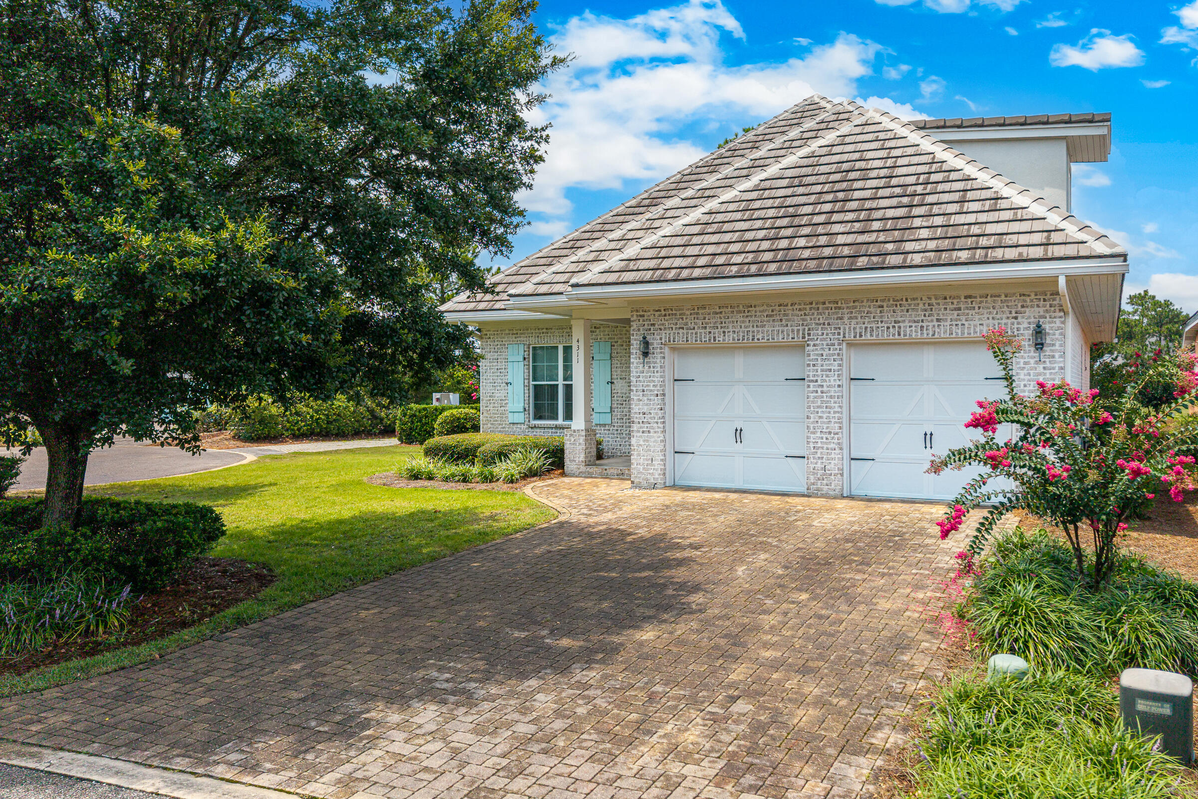 4311 Carriage Lane 4311