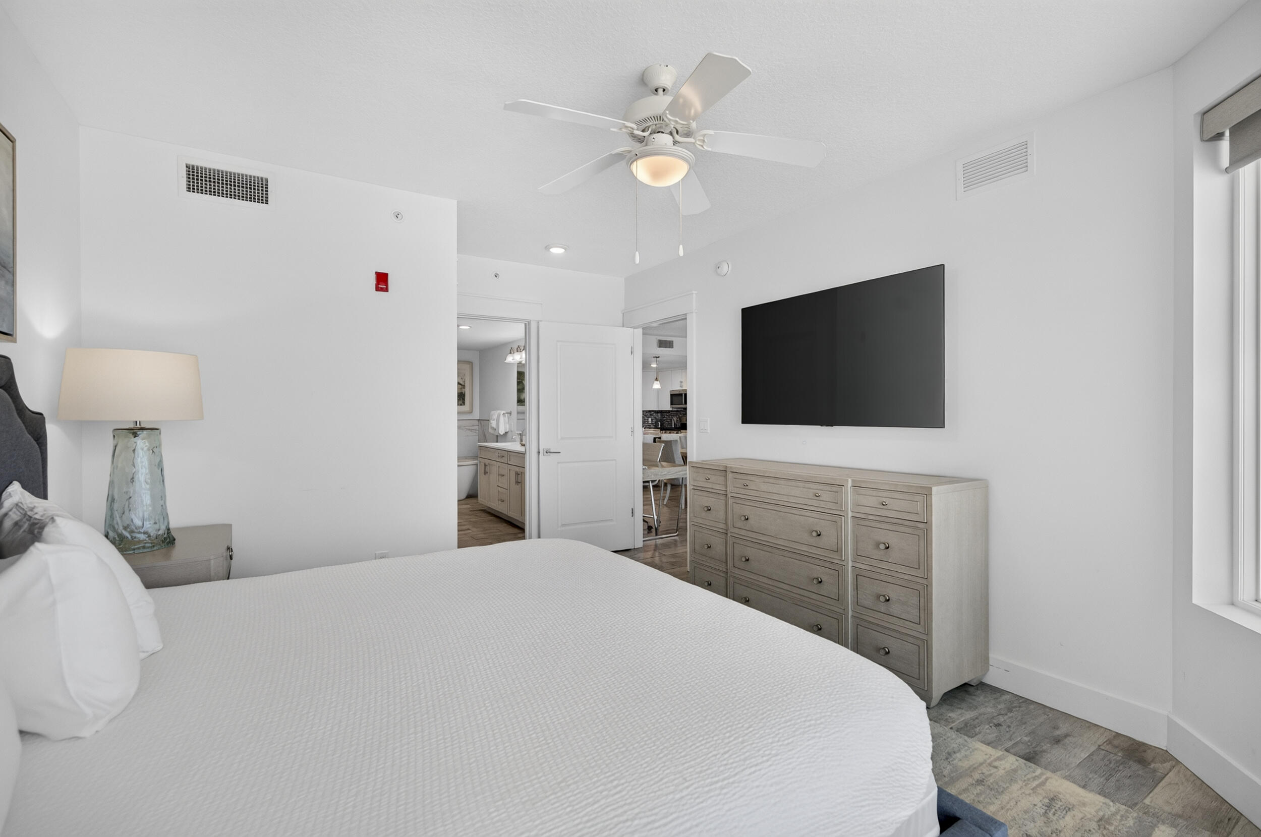 858 Scallop Court 406