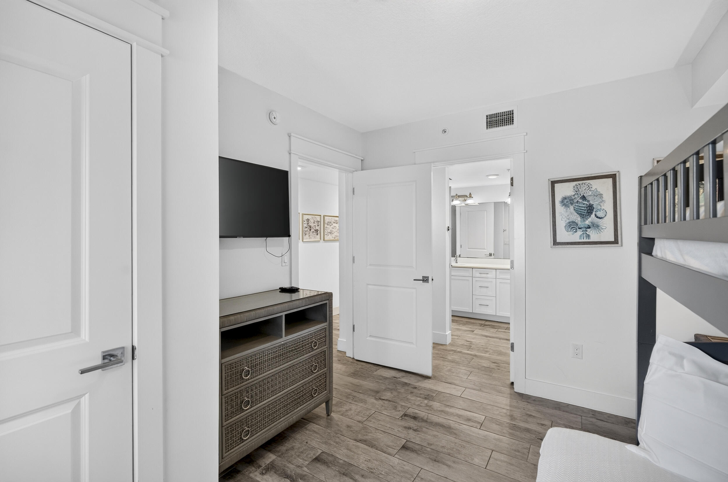 858 Scallop Court 406