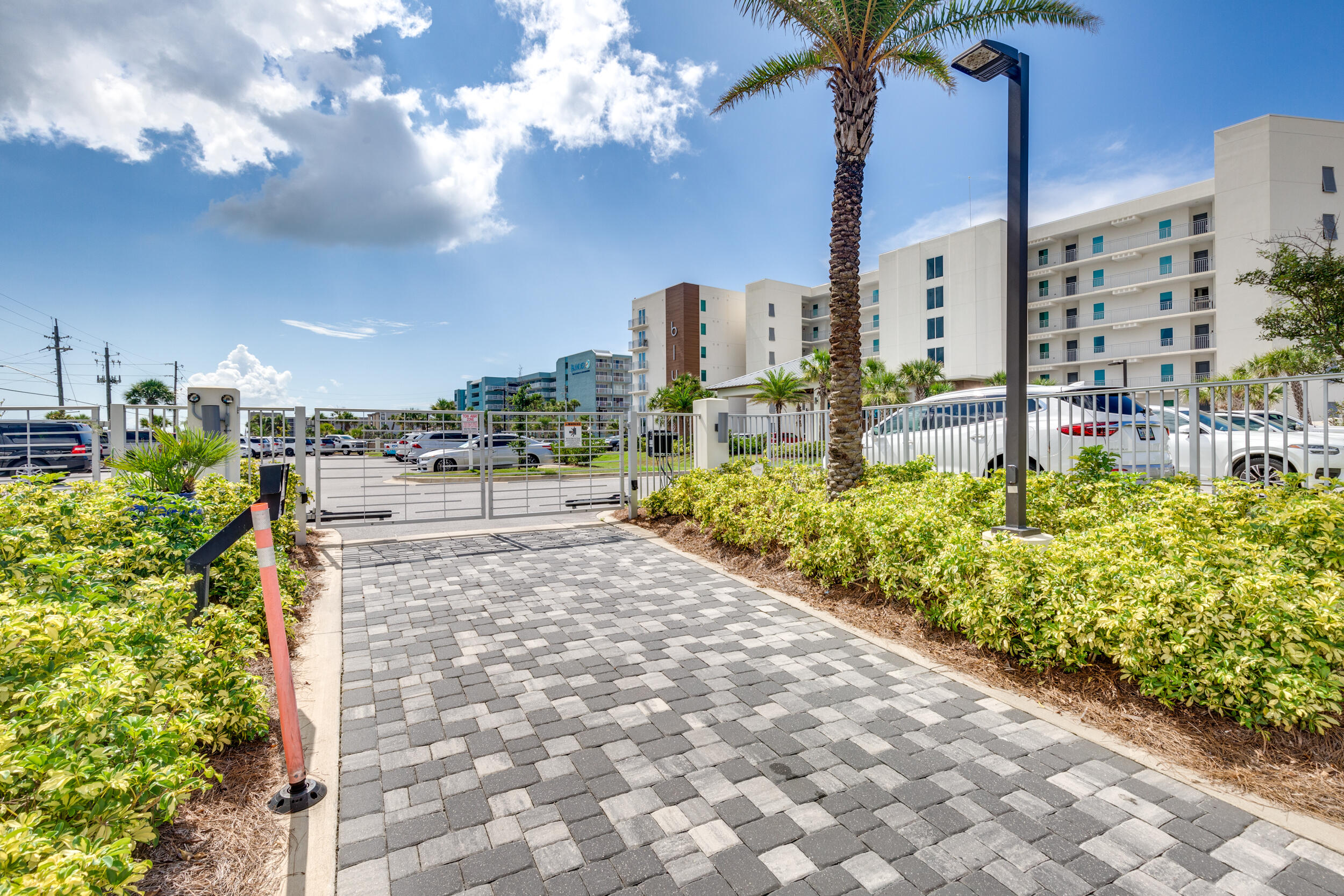 858 Scallop Court 406