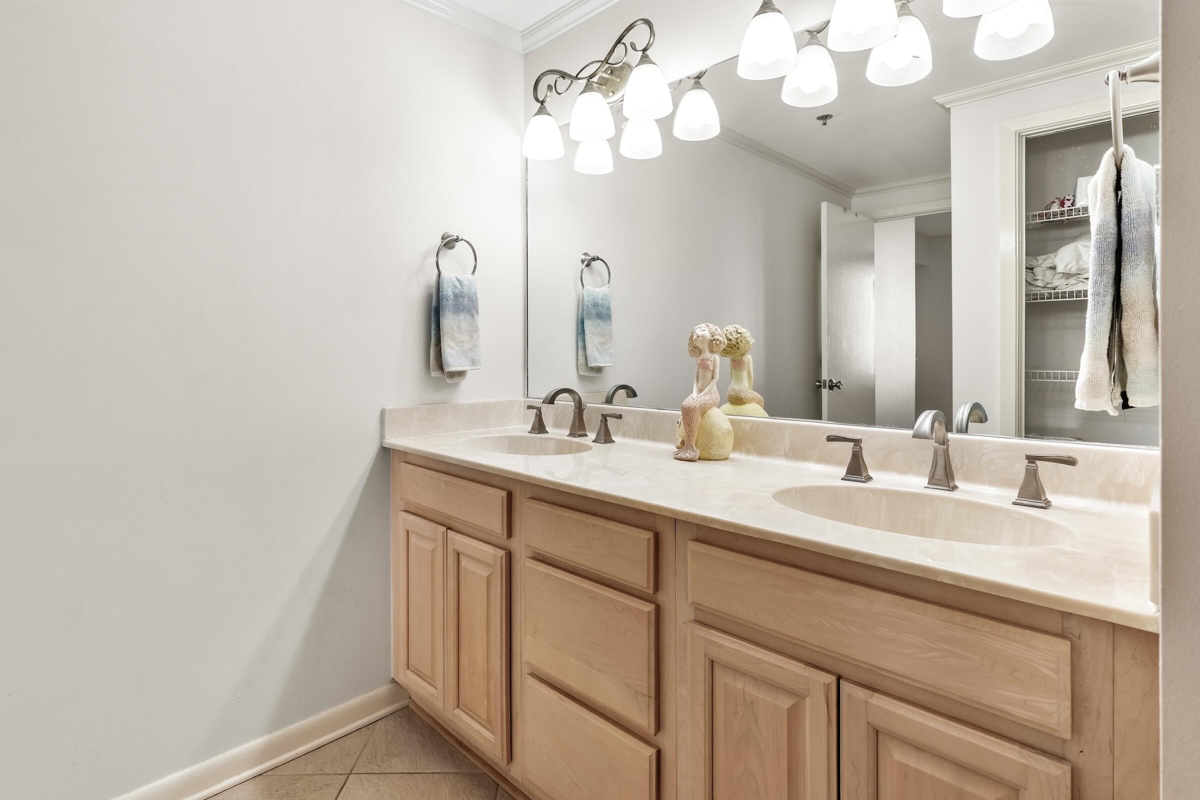 110 Gulf Shore Drive UNIT 326