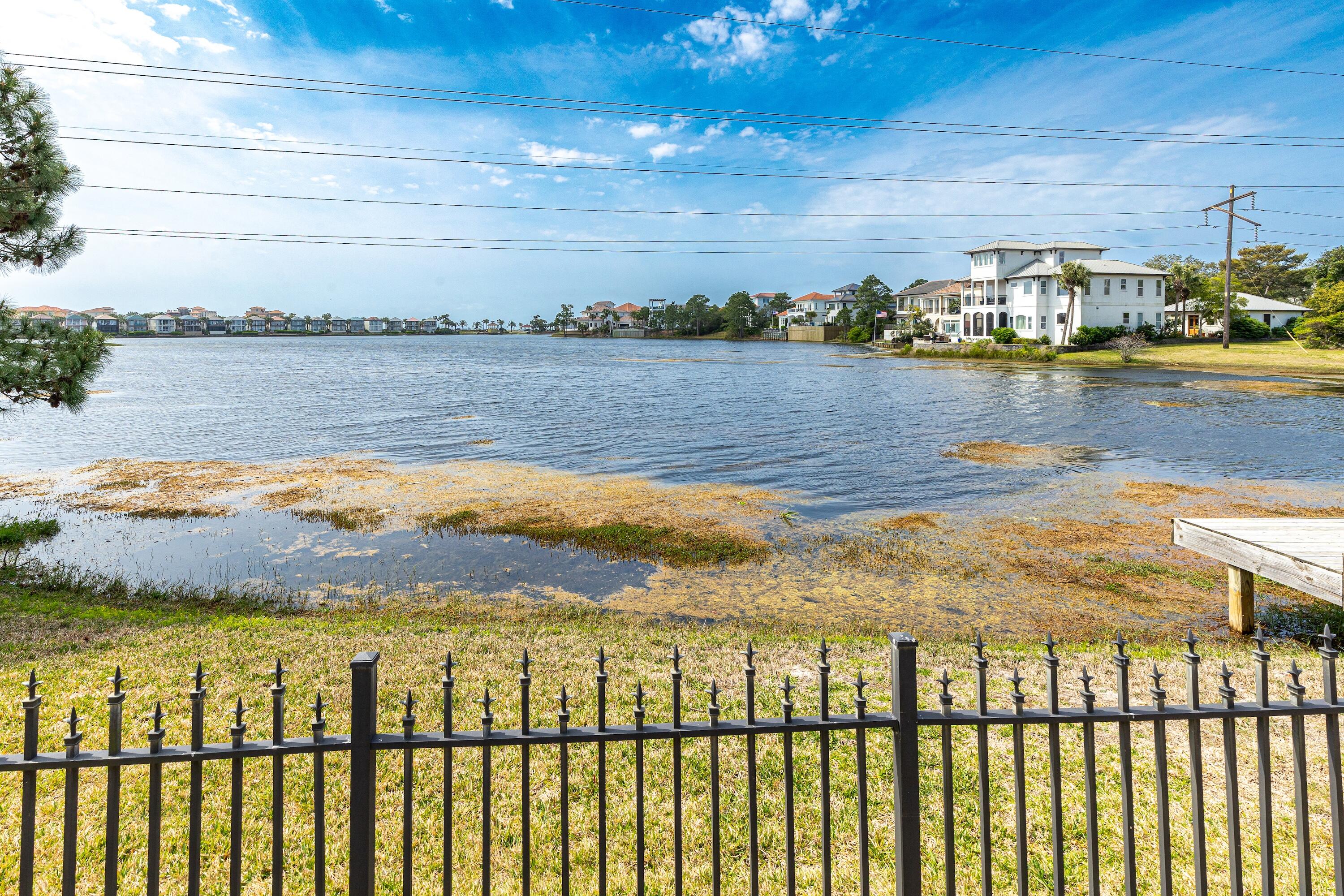 4712 Seastar Vista