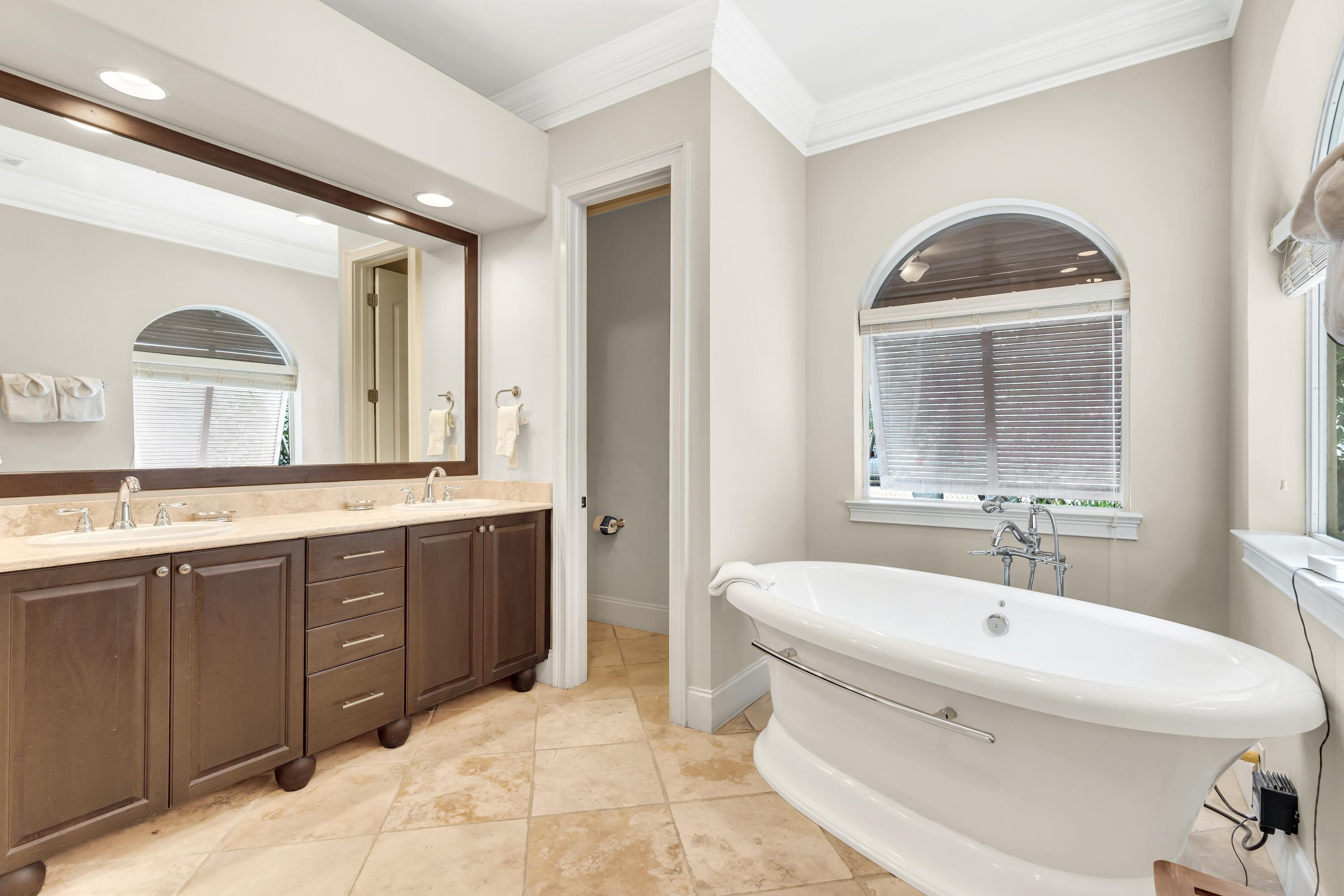 4712 Seastar Vista