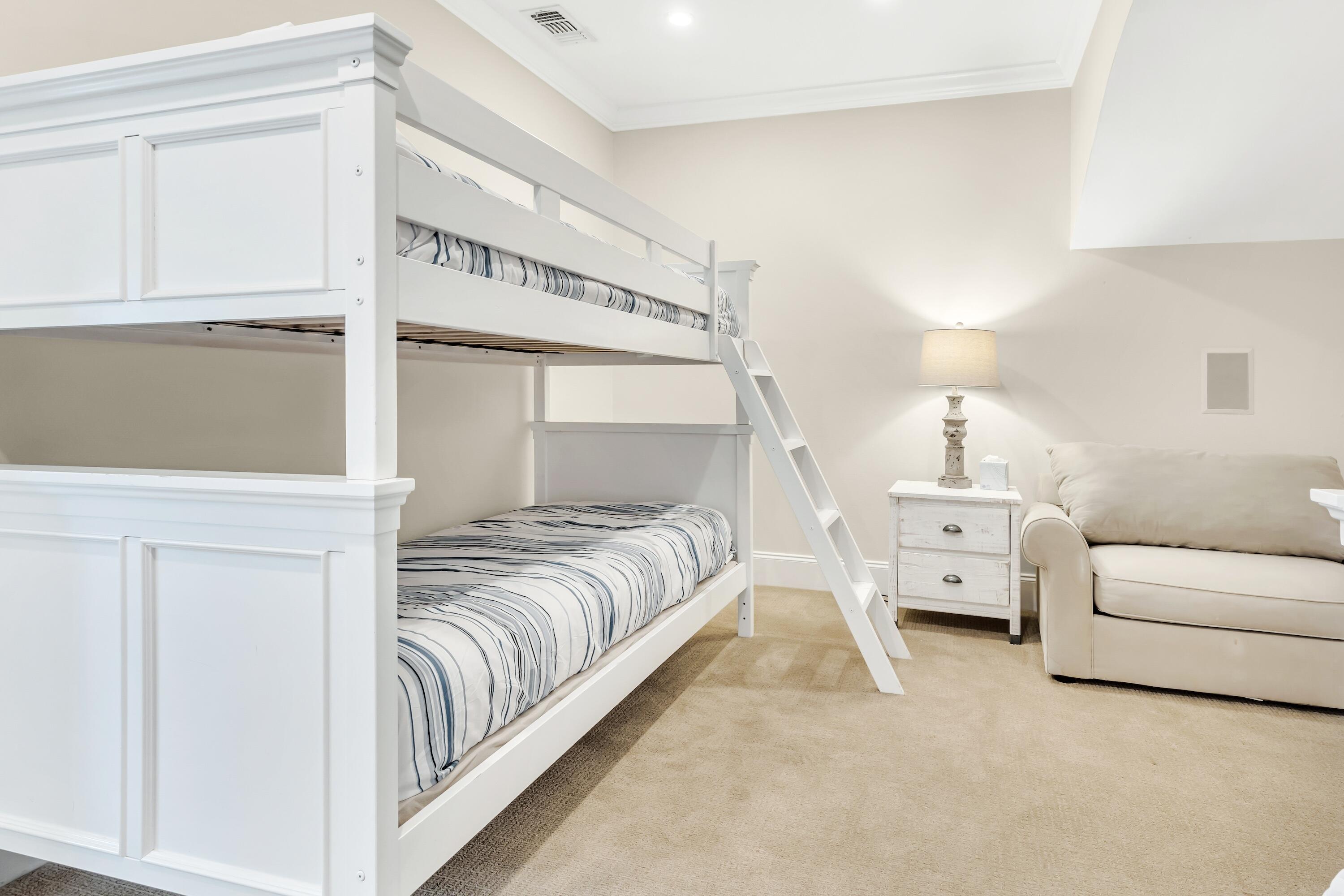 4712 Seastar Vista