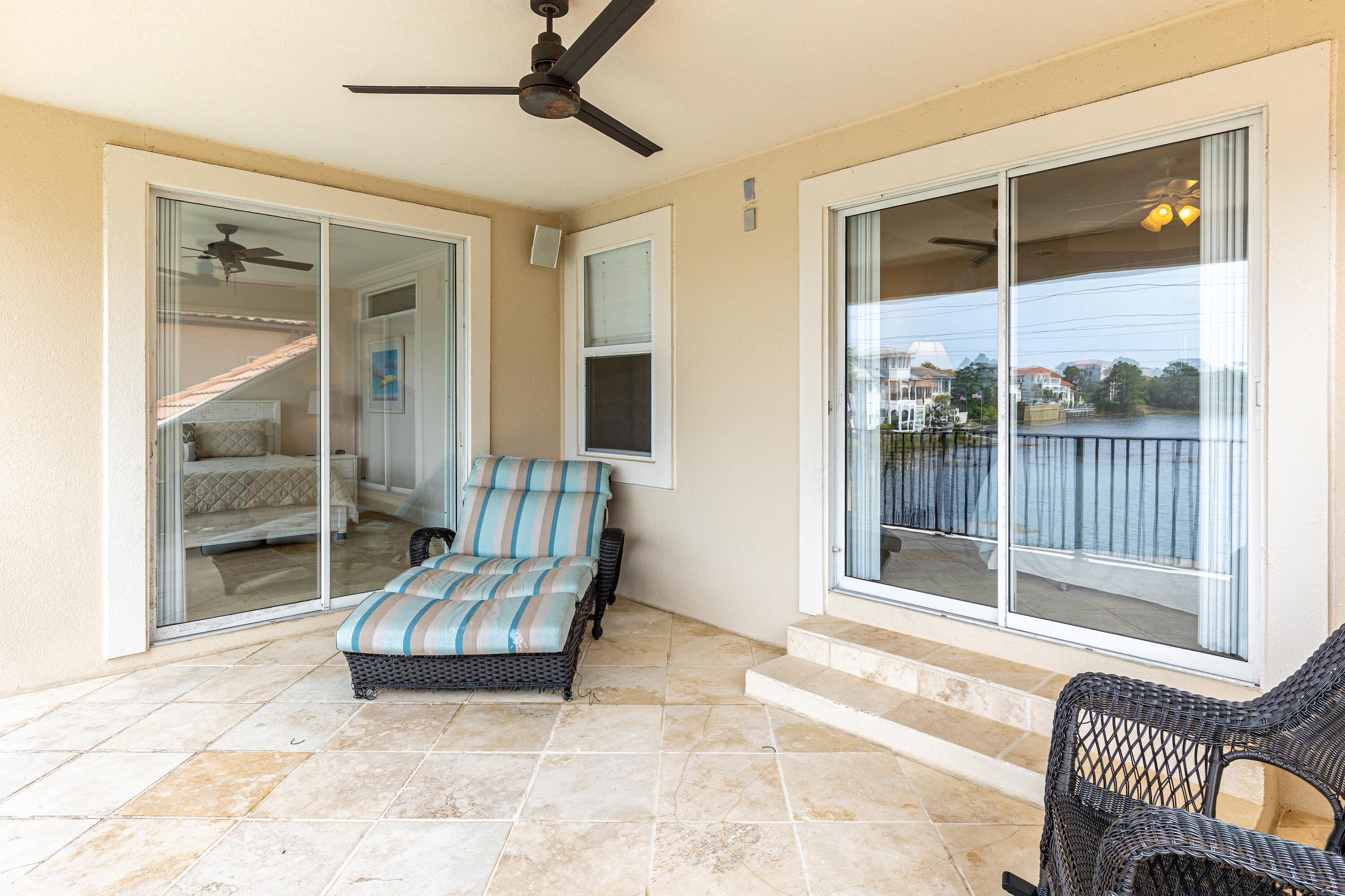 4712 Seastar Vista