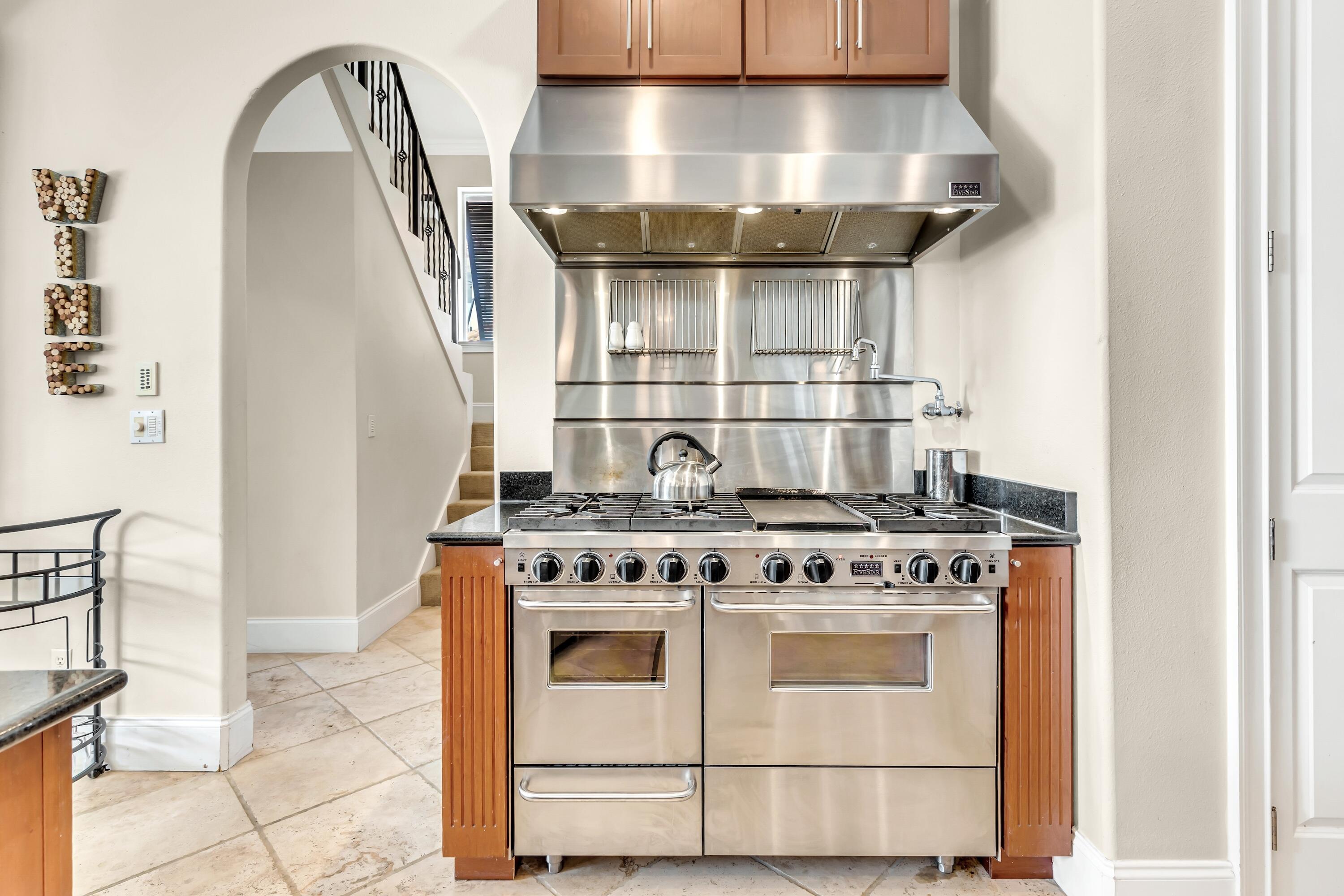 4712 Seastar Vista