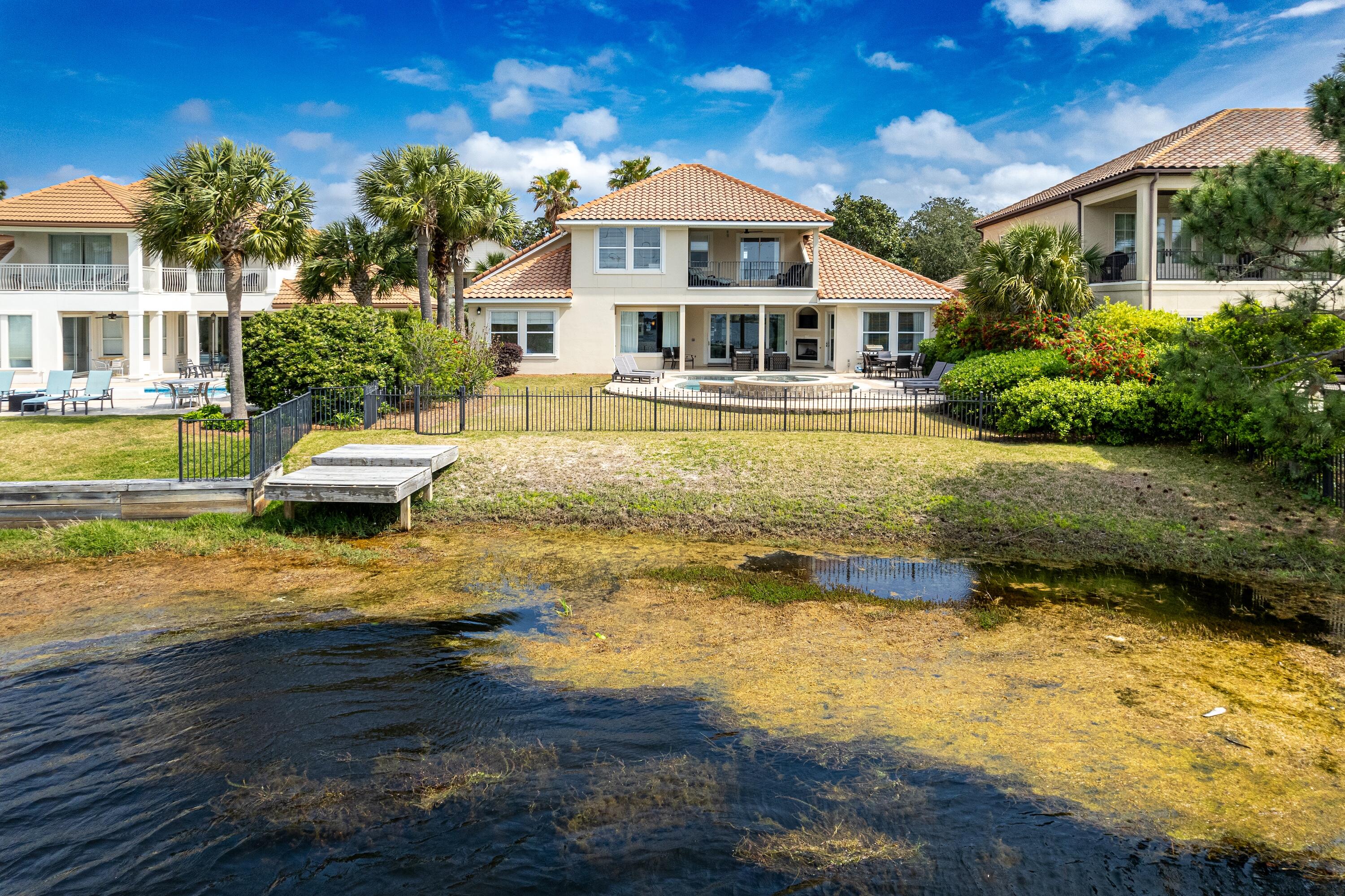 4712 Seastar Vista