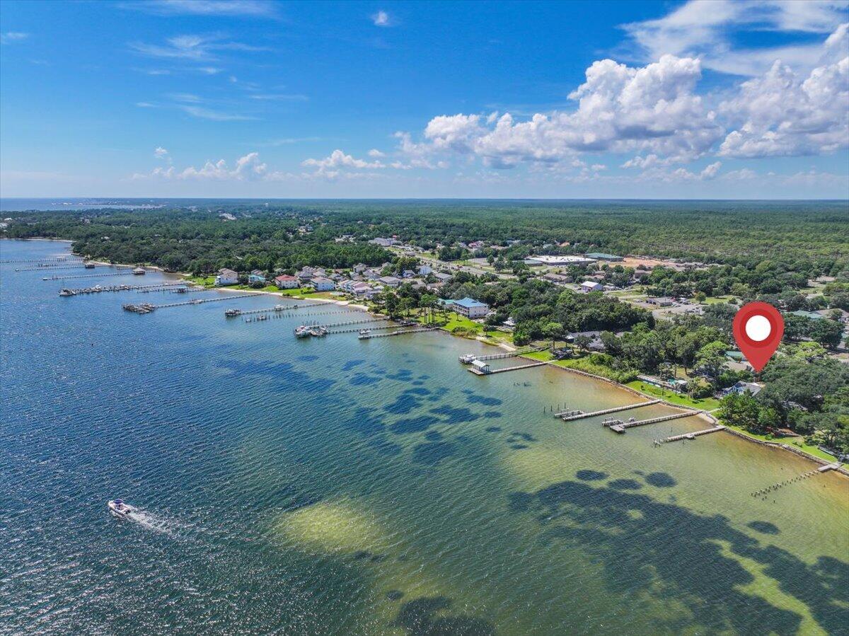 1559 W Highway 98