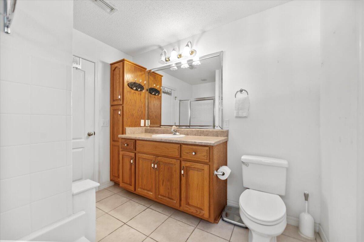 1559 W Highway 98