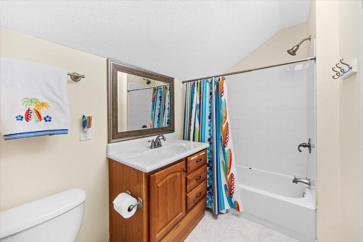 1559 W Highway 98