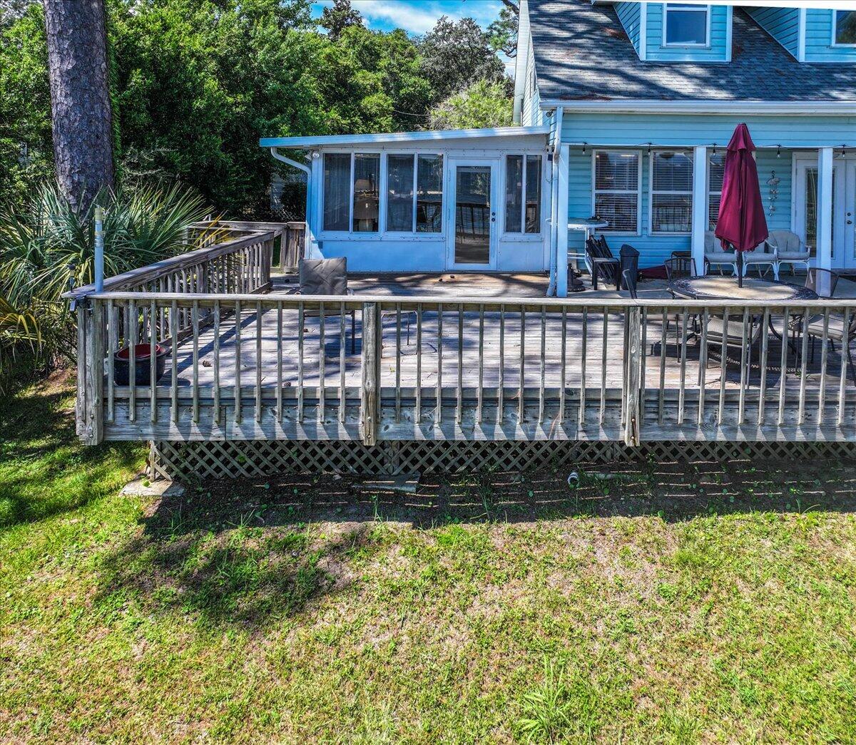 1559 W Highway 98