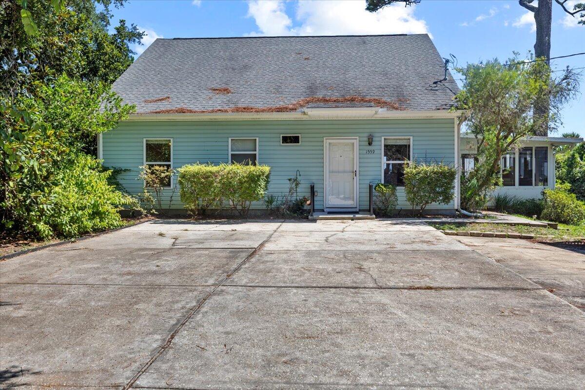 1559 W Highway 98