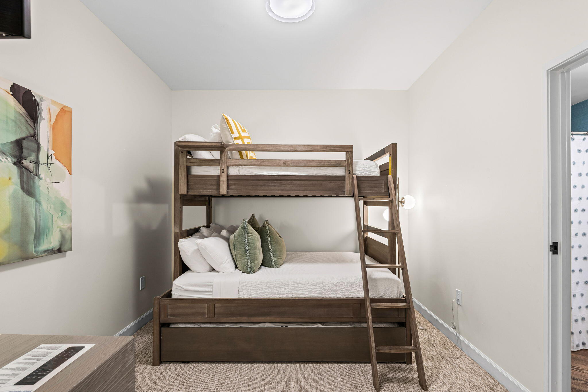 550 Tops L Beach Boulevard # 909