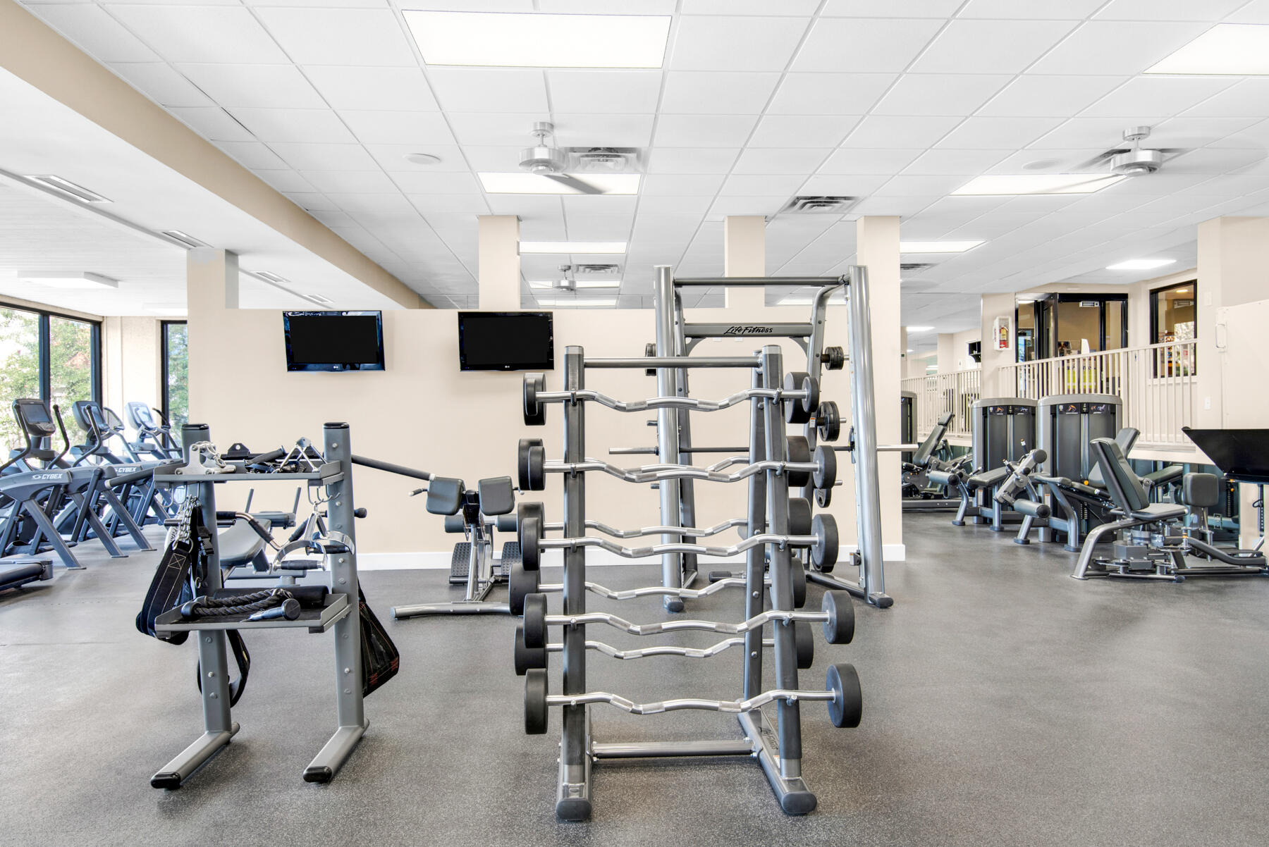 550 Tops L Beach Boulevard # 909