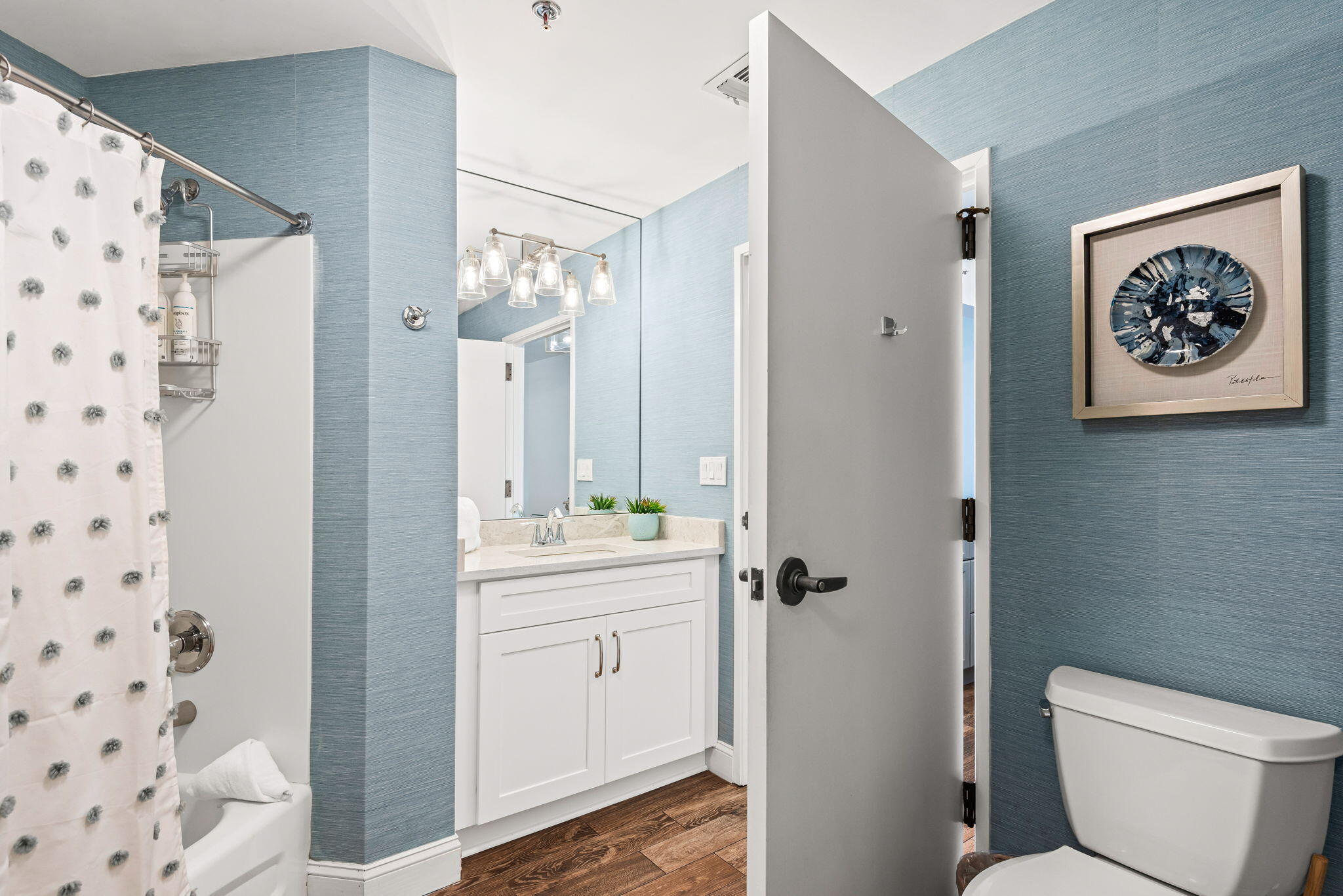 550 Tops L Beach Boulevard # 909